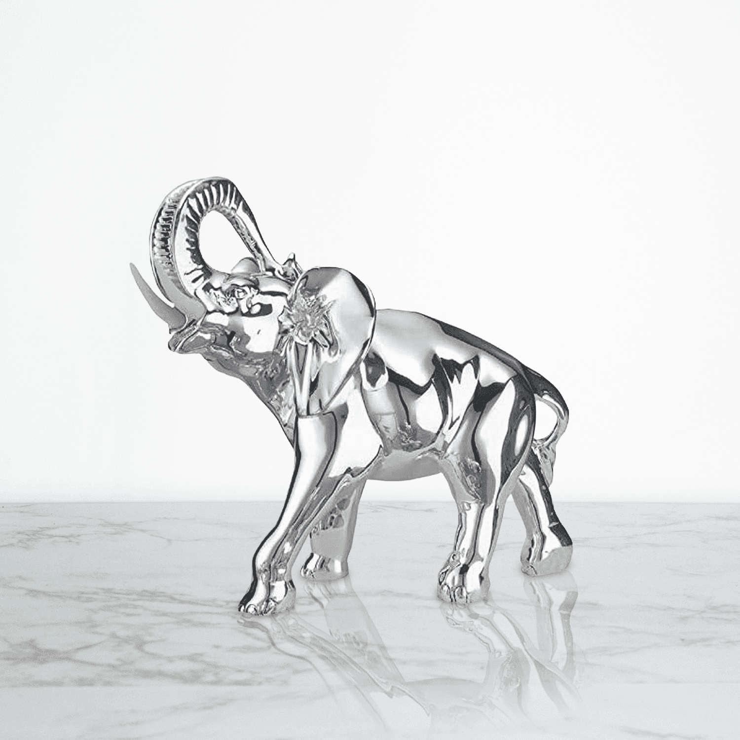 Statuetta in Resina Argentata a Forma di Elefante con Dettaglio delle Zanne Bianco Resina Argentata Albalu Bomboniere